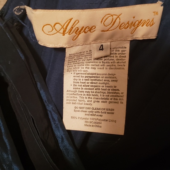 Prom dress - Picture 8 of 8